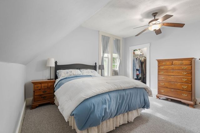 12 Western Ave, Natick, MA 01760