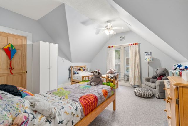 12 Western Ave, Natick, MA 01760