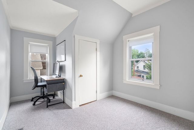 12 Western Ave, Natick, MA 01760