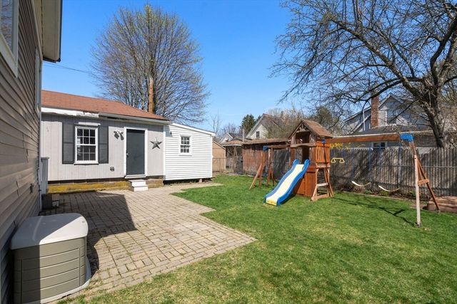 12 Western Ave, Natick, MA 01760
