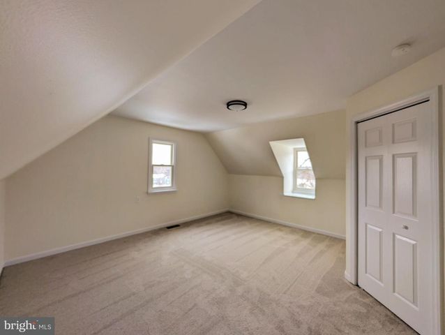 520 PITNEY RD, Columbia, PA 17512