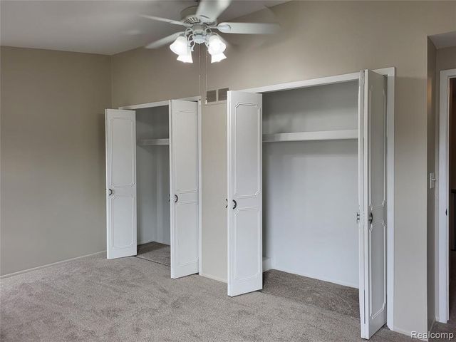 1504 Brentwood Drive 201, Troy, MI 48098