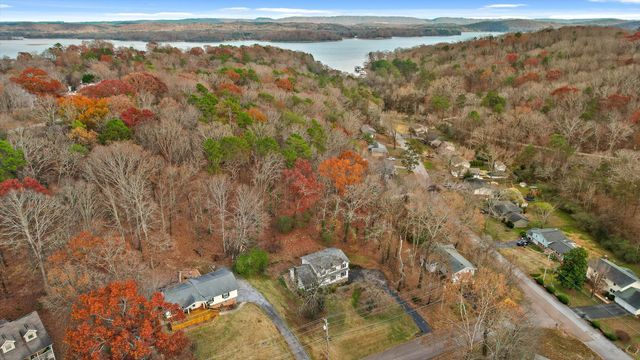 7604 Ridge Bay Drive, Hixson, TN 37343