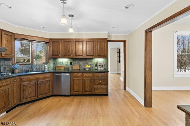 10 Madison Ave, Cranford Twp., NJ 07016