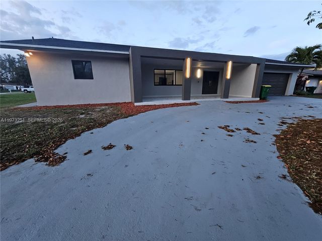 11761 NW 27th Ct, Plantation, FL 33323