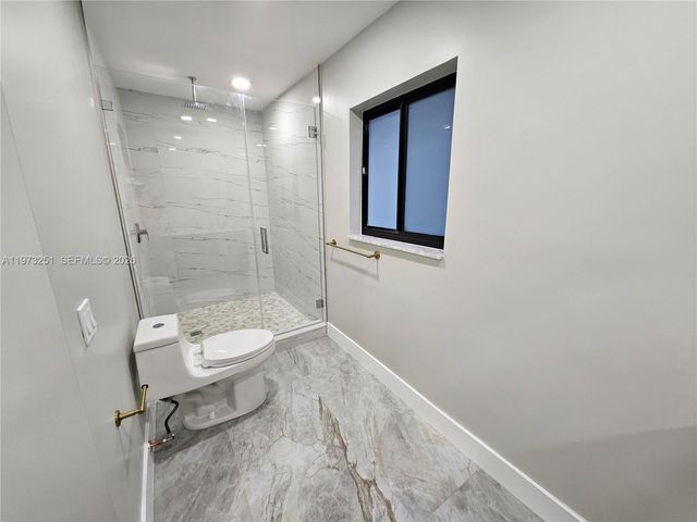 11761 NW 27th Ct, Plantation, FL 33323