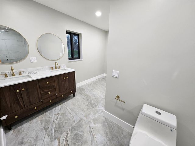 11761 NW 27th Ct, Plantation, FL 33323