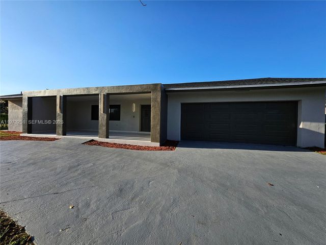 11761 NW 27th Ct, Plantation, FL 33323