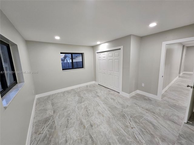 11761 NW 27th Ct, Plantation, FL 33323