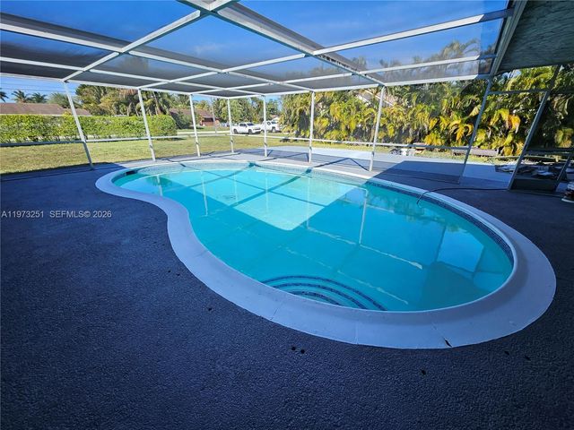 11761 NW 27th Ct, Plantation, FL 33323