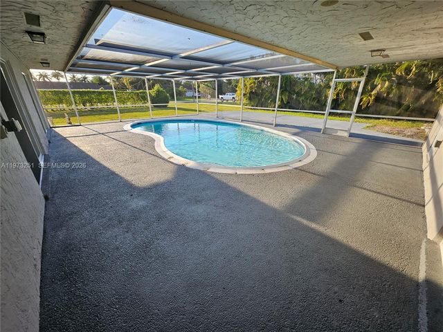 11761 NW 27th Ct, Plantation, FL 33323