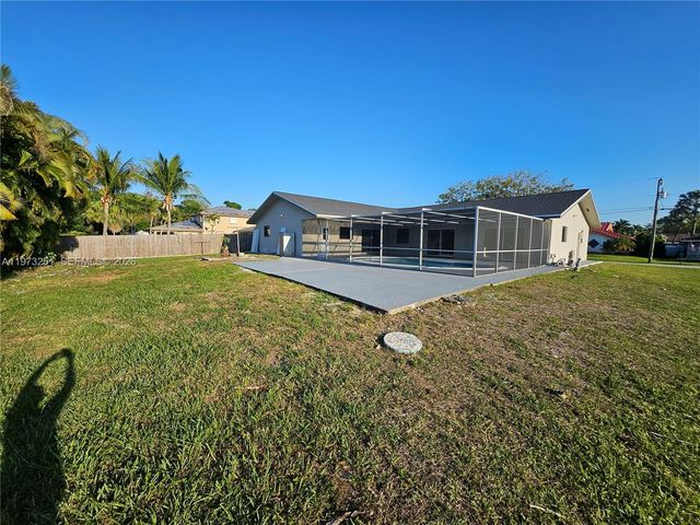 11761 NW 27th Ct, Plantation, FL 33323