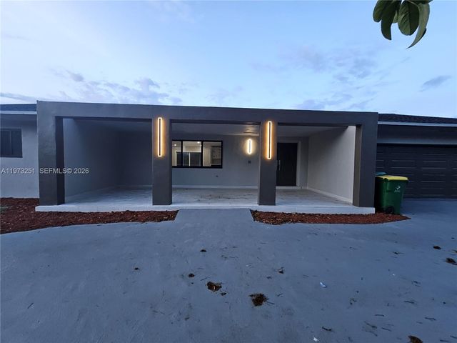 11761 NW 27th Ct, Plantation, FL 33323