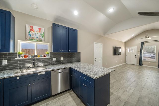 14990 Indian Hill Trail, Willis, TX 77378