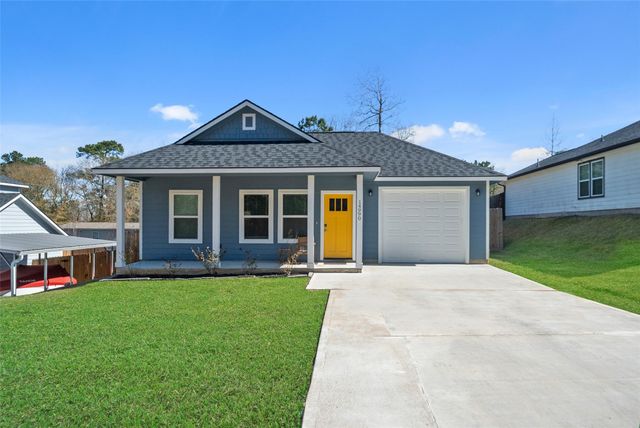 14990 Indian Hill Trail, Willis, TX 77378