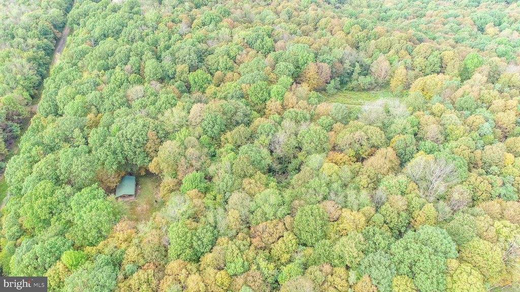 Image 20 of property listing at 15800 SPRUCEWOOD DR, Frostburg, MD 21532