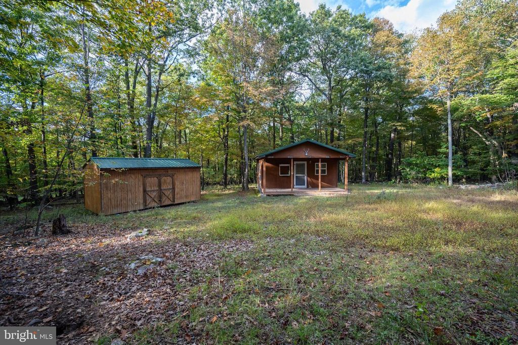 Image 48 of property listing at 15800 SPRUCEWOOD DR, Frostburg, MD 21532