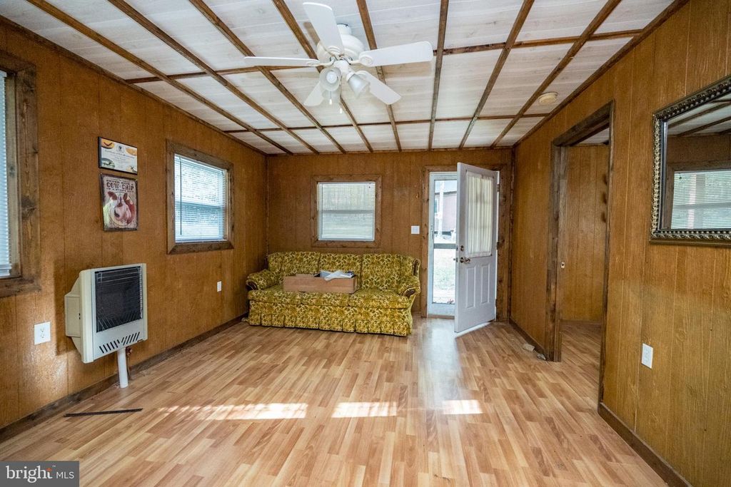 Image 53 of property listing at 15800 SPRUCEWOOD DR, Frostburg, MD 21532