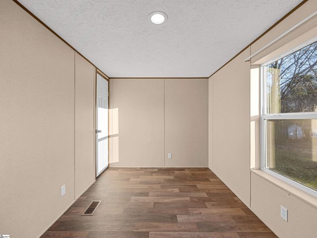 150 Jolley Road, Inman, SC 29349