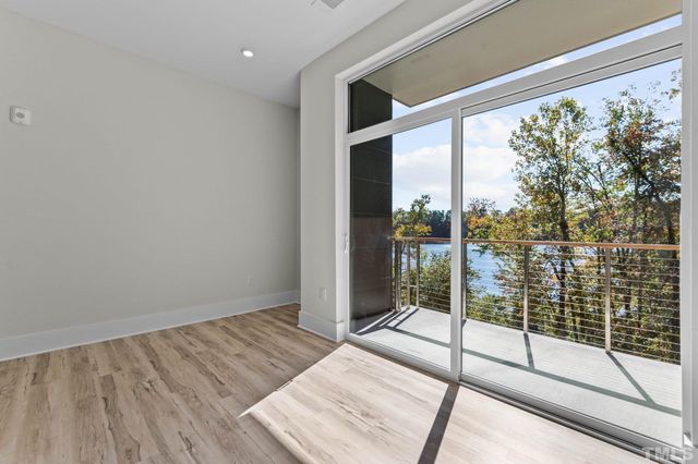 2441 Campus Shore Drive 309, Raleigh, NC 27606