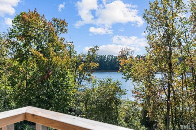 2441 Campus Shore Drive 309, Raleigh, NC 27606