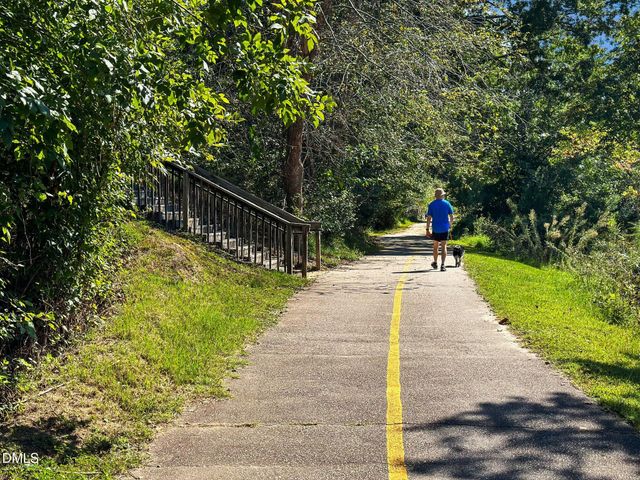 2441 Campus Shore Drive 309, Raleigh, NC 27606