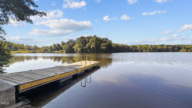 2441 Campus Shore Drive 309, Raleigh, NC 27606