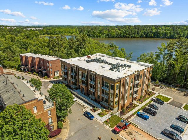 2441 Campus Shore Drive 309, Raleigh, NC 27606