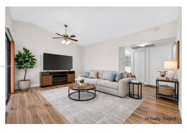 889 Hamilton Drive 889L, Homestead, FL 33034
