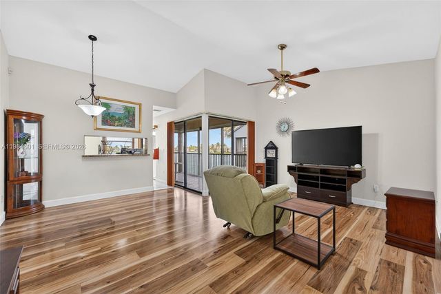 889 Hamilton Drive 889L, Homestead, FL 33034