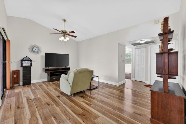 889 Hamilton Drive 889L, Homestead, FL 33034