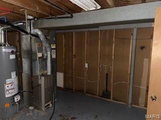 11632 Las Ladera Drive, Florissant, MO 63033