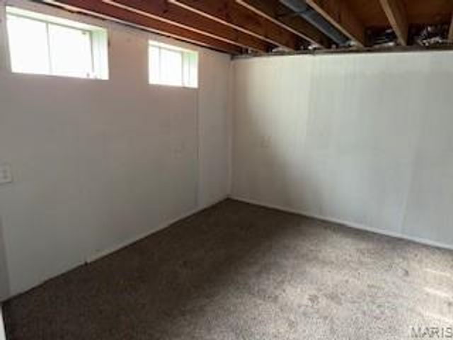 11632 Las Ladera Drive, Florissant, MO 63033