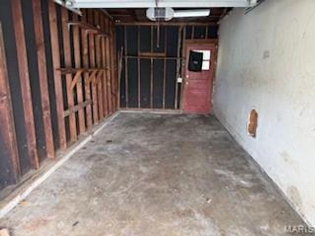 11632 Las Ladera Drive, Florissant, MO 63033