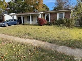 11632 Las Ladera Drive, Florissant, MO 63033