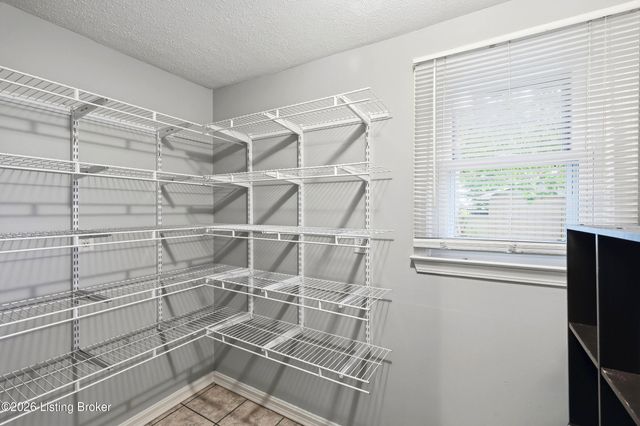 840 Melford Ave, Louisville, KY 40217