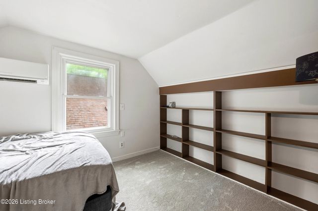 840 Melford Ave, Louisville, KY 40217