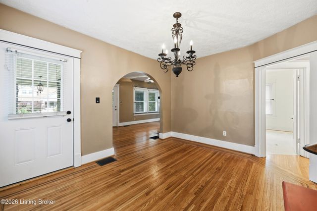 840 Melford Ave, Louisville, KY 40217