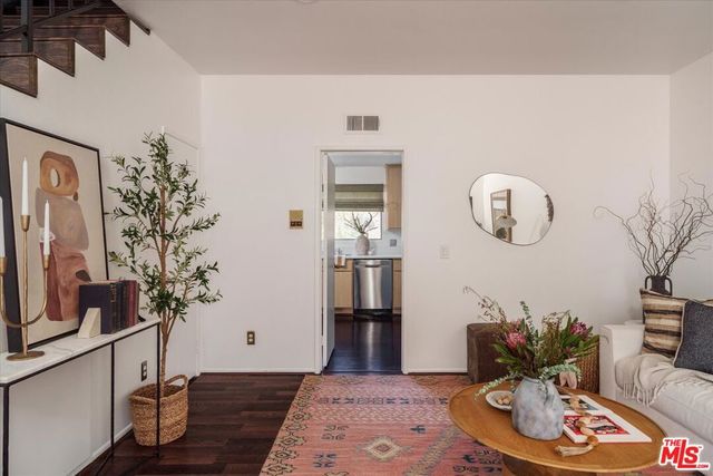 822 Victor Avenue 4, Inglewood, CA 90302