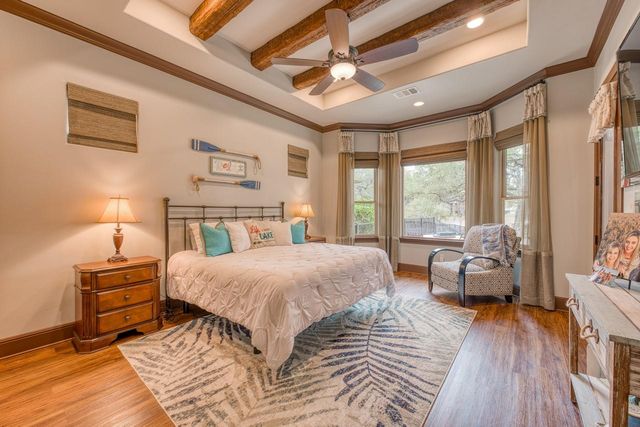 178 Sleepy Oaks DR, Kingsland, TX 78639