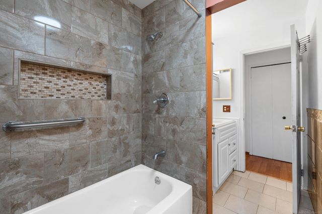 29265 Hayes Road, Warren, MI 48088