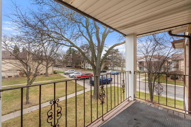 29265 Hayes Road, Warren, MI 48088