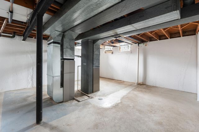 29265 Hayes Road, Warren, MI 48088