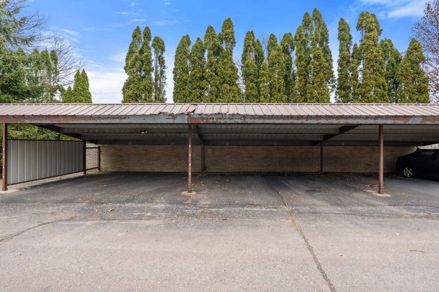 29265 Hayes Road, Warren, MI 48088