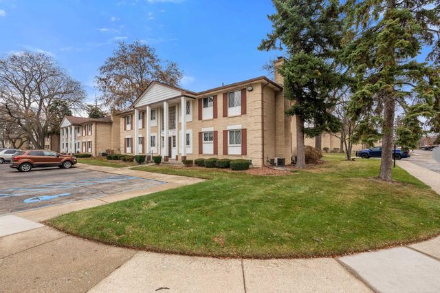 29265 Hayes Road, Warren, MI 48088