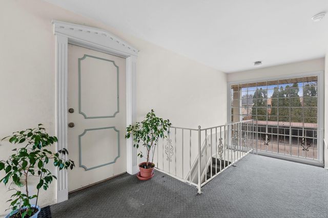 29265 Hayes Road, Warren, MI 48088