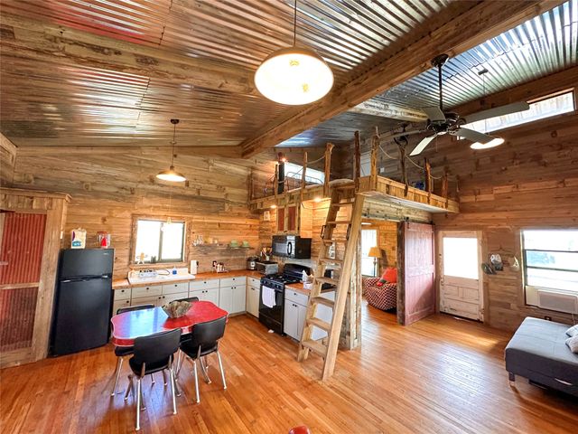 236 Hill County Road 2215, Aquilla, TX 76622