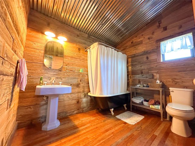 236 Hill County Road 2215, Aquilla, TX 76622