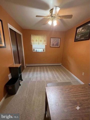 451 W NEVERSINK RD, Reading, PA 19606