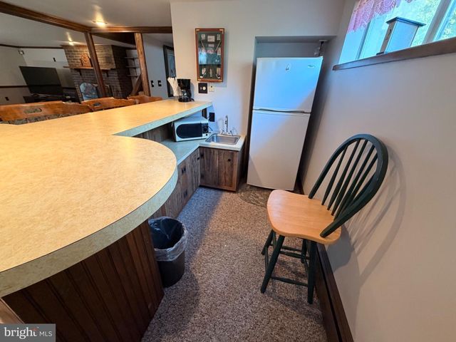 451 W NEVERSINK RD, Reading, PA 19606